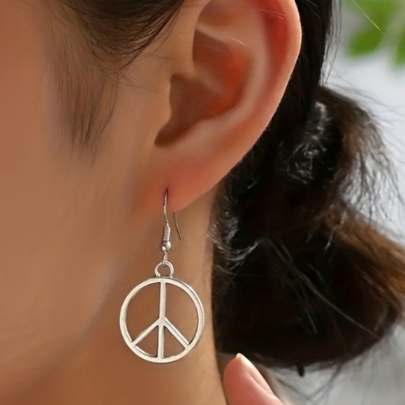 Peace Sign Earrings-Pierced NEW Hand Crafted Bohemian Casual Hippie Silver - Picture 5 of 8